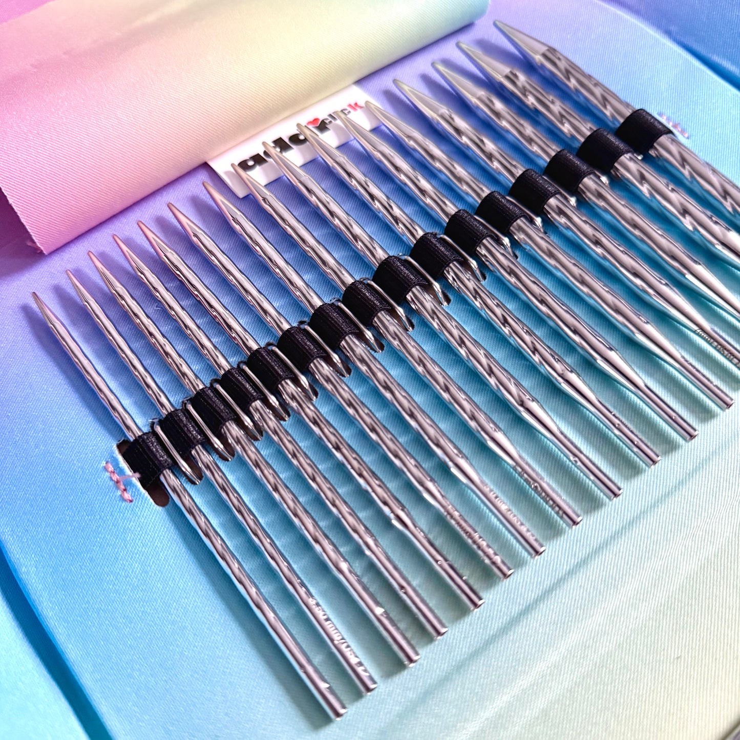 Addi Click Unicorn Long Lace Interchangeable Knitting Needle Set 3.5–8mm, addiClick System