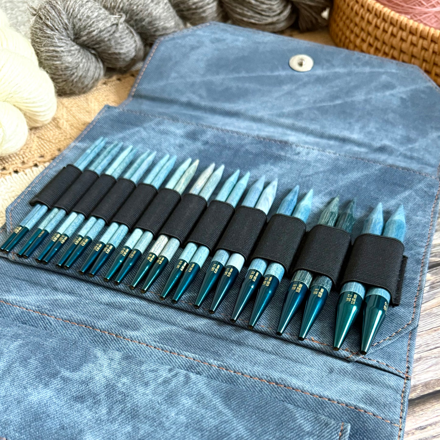 Lykke Indigo Interchangeable Knitting Needle Set (3.5” or 5”)
