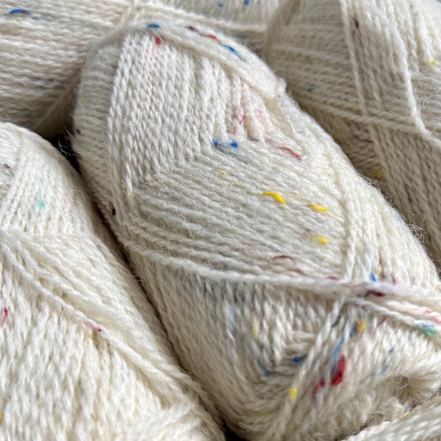 Baa Ram Ewe Tweedle Pip Yarn, Dornie, 25g