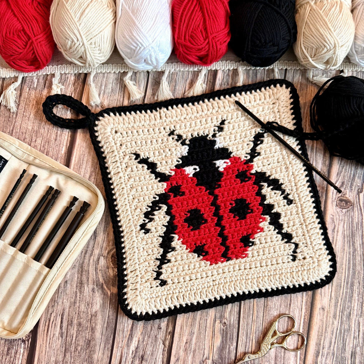 Ladybird Tapestry Crochet Pattern: Potholder or Trivet Ladybug Pattern