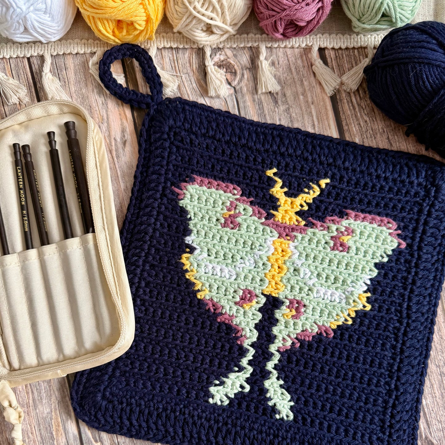 Luna Moth Tapestry Crochet Pattern: Potholder or Trivet Pattern