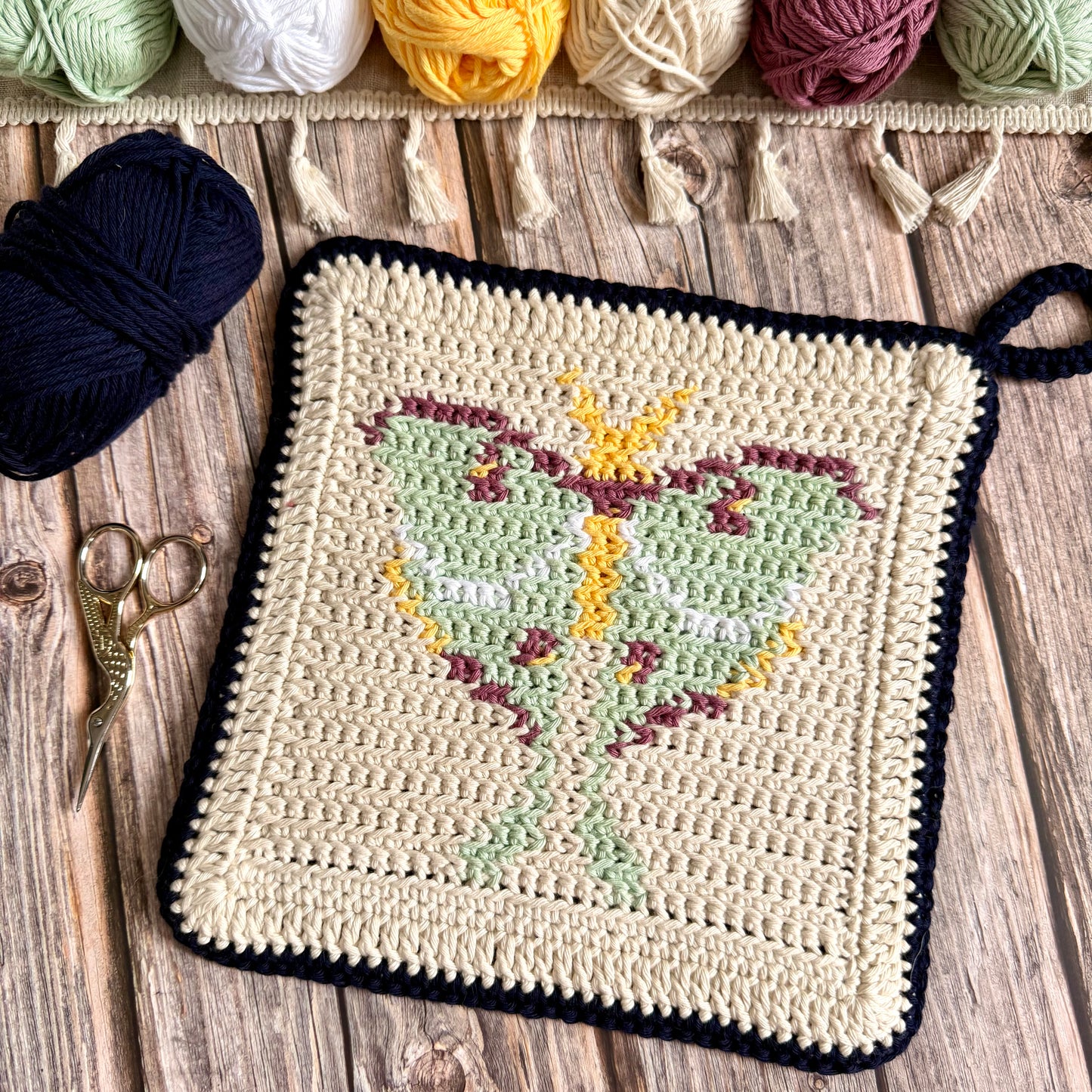 Luna Moth Tapestry Crochet Pattern: Potholder or Trivet Pattern
