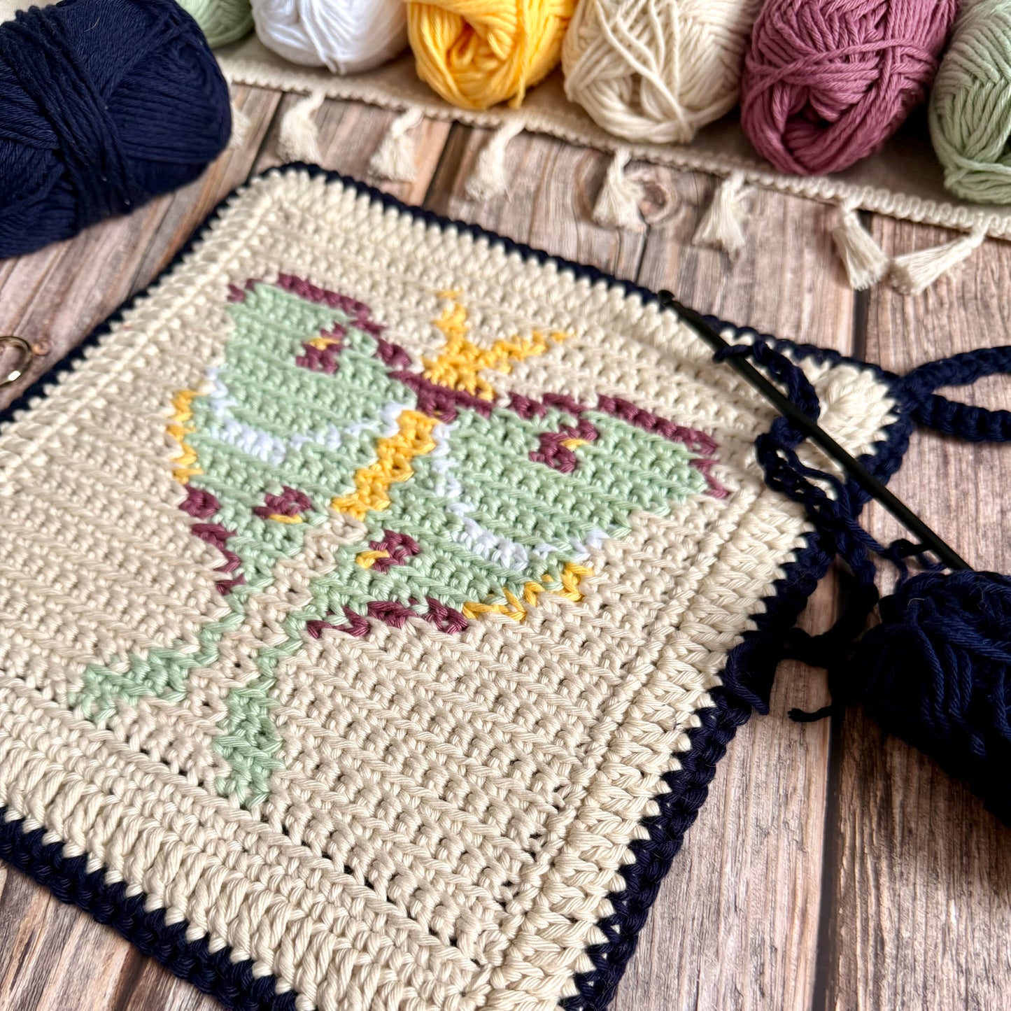 Luna Moth Tapestry Crochet Pattern: Potholder or Trivet Pattern