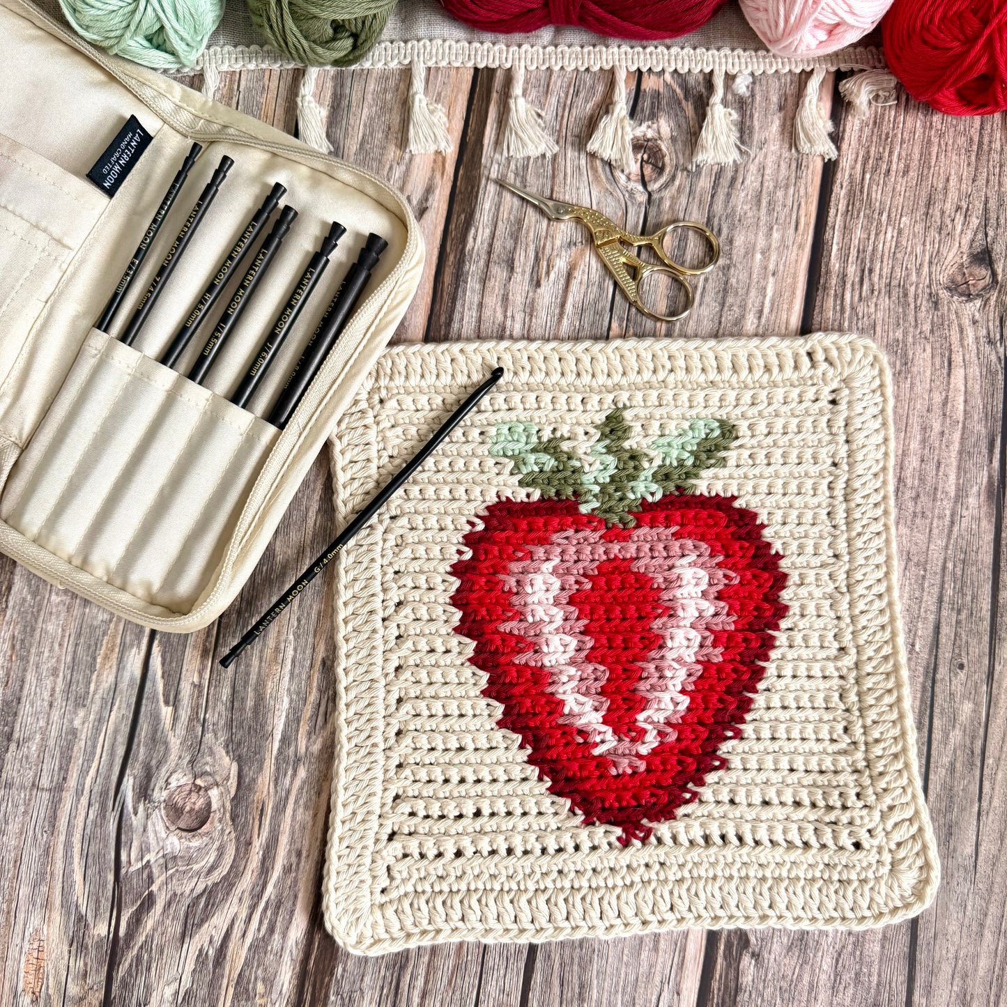 Strawberry Dishcloth or Washcloth Crochet Pattern